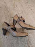 Pumps, Schuhe, Halbschuhe, Gr. 40, beige, Venturini Hessen - Eschborn Vorschau