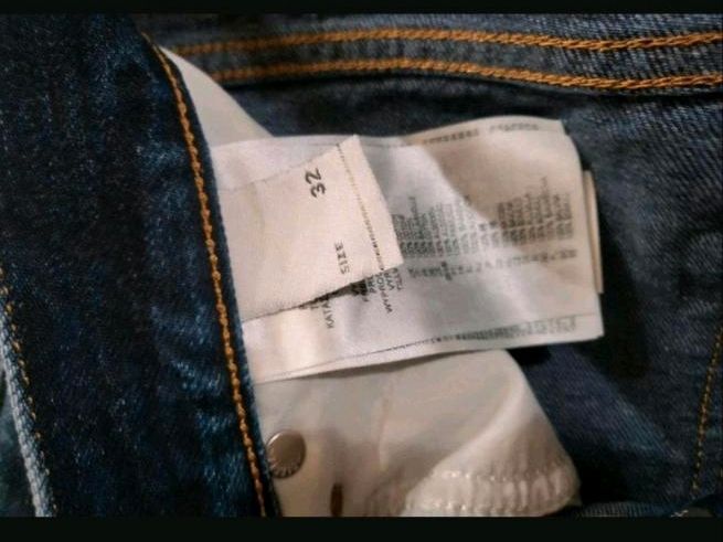 Diesel Herren Jeans 32 30 Slim Fit Superior Pantaloni NEU in München