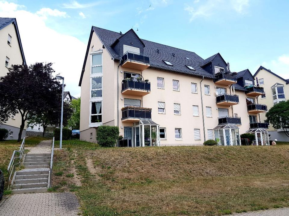 Kapitalanlage! Vermietet Wohnung mit Balkon in Hartenstein