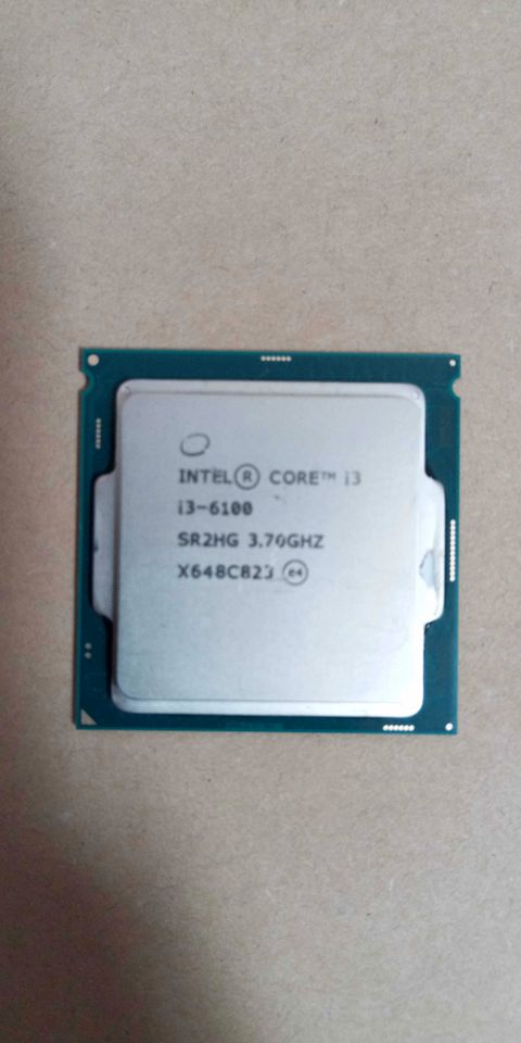 FCLGA 1151 Intel Core i3-6100 SR2HG 3,7Ghz in Otterfing