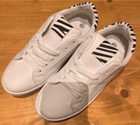 Sneaker Schuhe Damen Zebra weiss schwarz Grösse 39 „neu“ Baden-Württemberg - Mühlenbach Vorschau