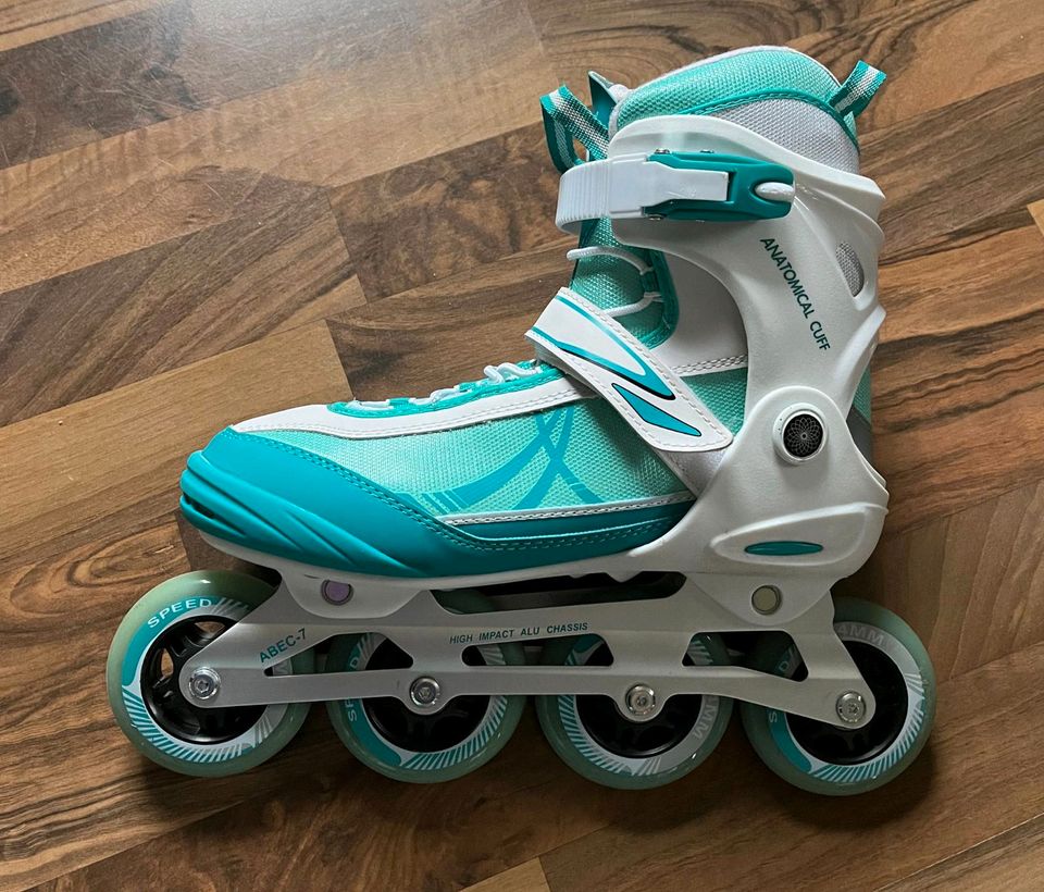 Inlineskates Gr. 40 wie NEU in Schkeuditz