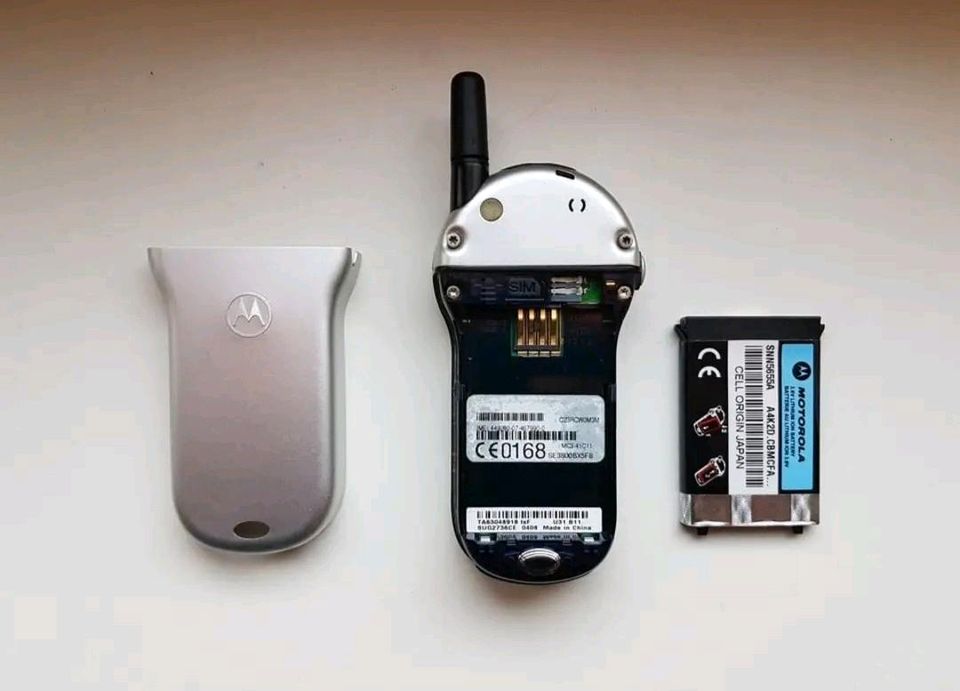 Motorola V70 (Sammlerstück) in Korntal-Münchingen
