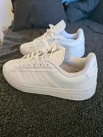 Adidas weiss 40 Essen - Essen-Kray Vorschau