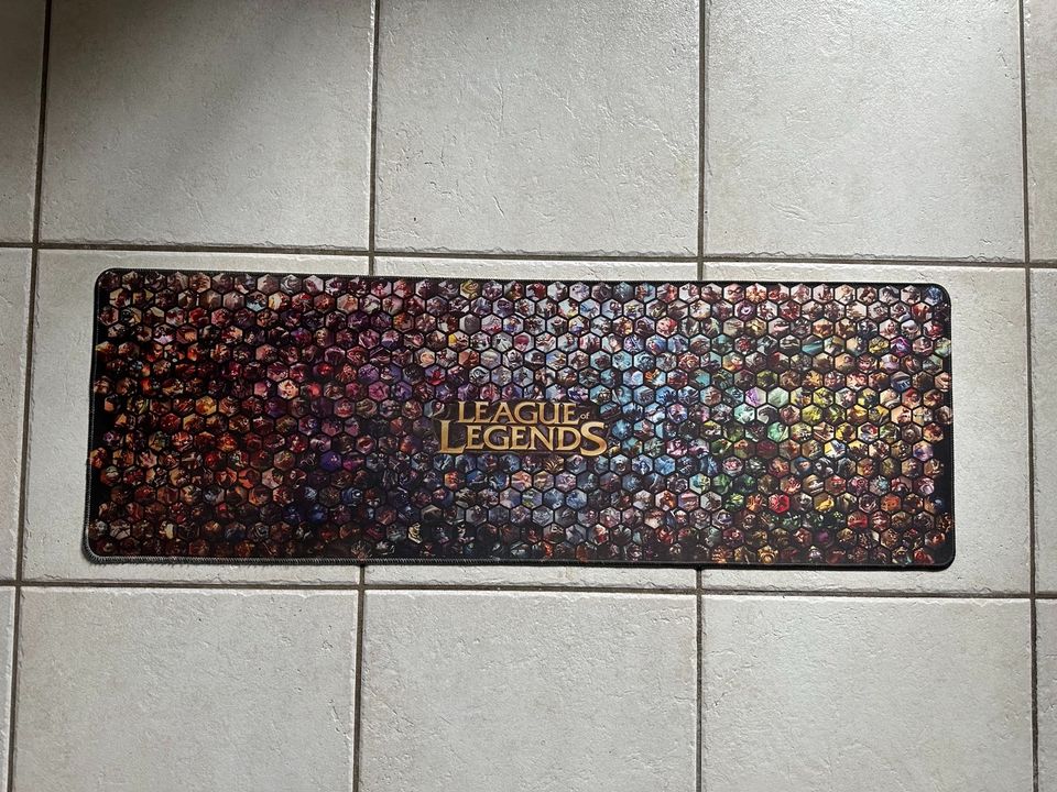 League of Legends Mauspad 90x30cm in Eimeldingen