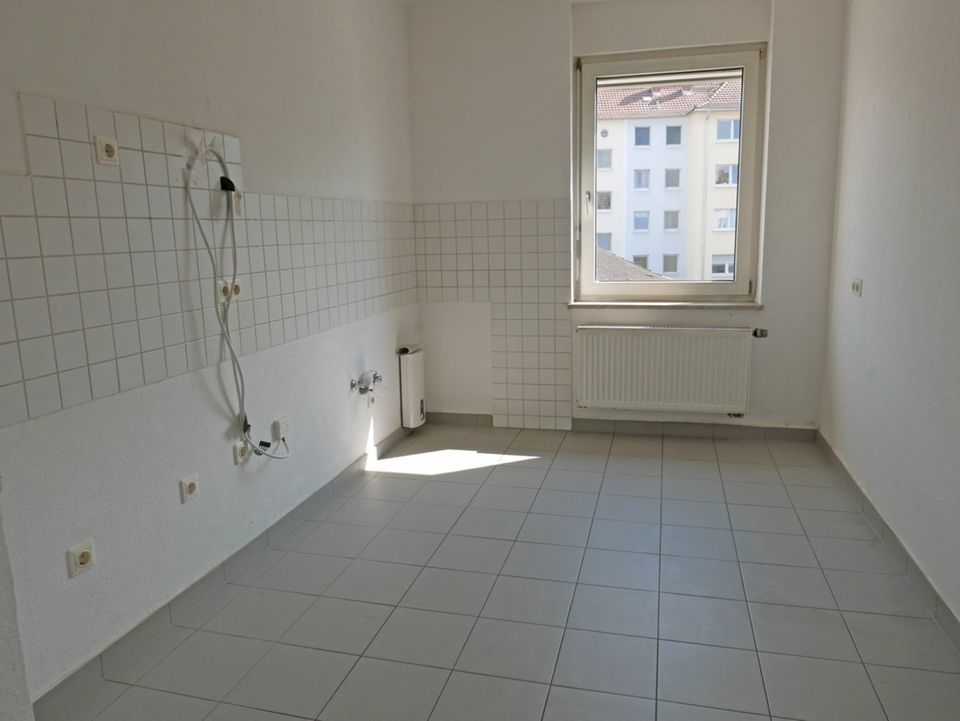 Renovierte 3-Zimmer-Stadtwohnung mit Dachterrasse! in Darmstadt