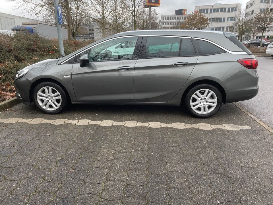 Opel Astra K Sports Tourer Standheizung 1.4 150 Ps Kamera in Ditzingen