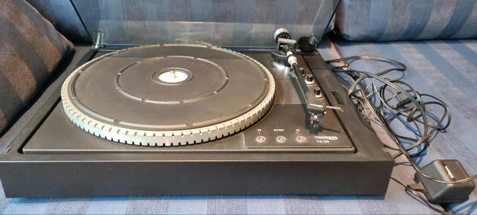 Plattenspieler Thorens TD 105 in Bad Soden am Taunus