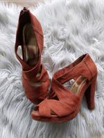 Peeptoe Schuhe Absatz H&M rost Gold 39 Nordrhein-Westfalen - Schloß Holte-Stukenbrock Vorschau