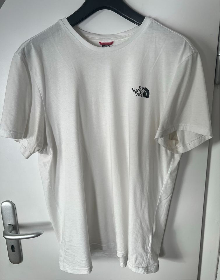The North Face TNF T-Shirt weiß Gr. L in Herne