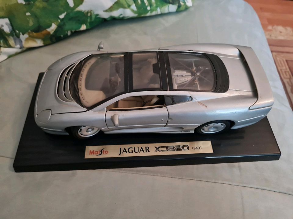Maisto Jaguar XJ220 (1992) in Bochum
