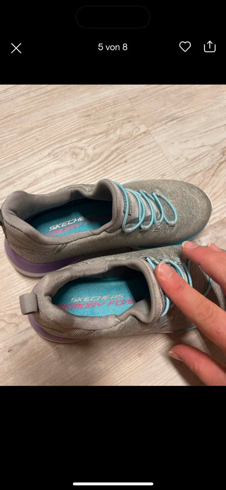 Kinder skechers memory foam Größe 32 NEU in Langenargen