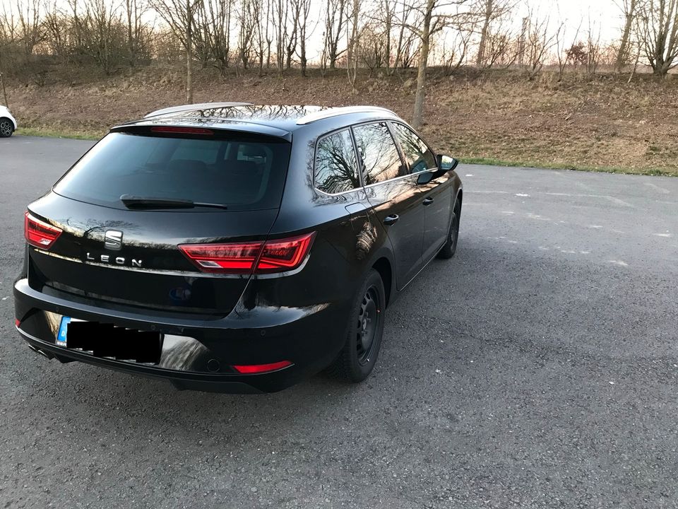 Seat Leon ST Xcellence 2.0 TDI in Bad Salzuflen