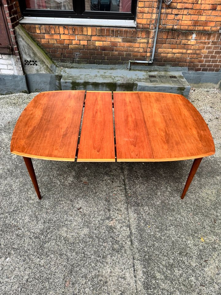 Esstisch erweiterbar > 210cm Teak Tisch danish Design Vintage Esszimmertisch Teakholz Dänemark 60er Retro in Berlin