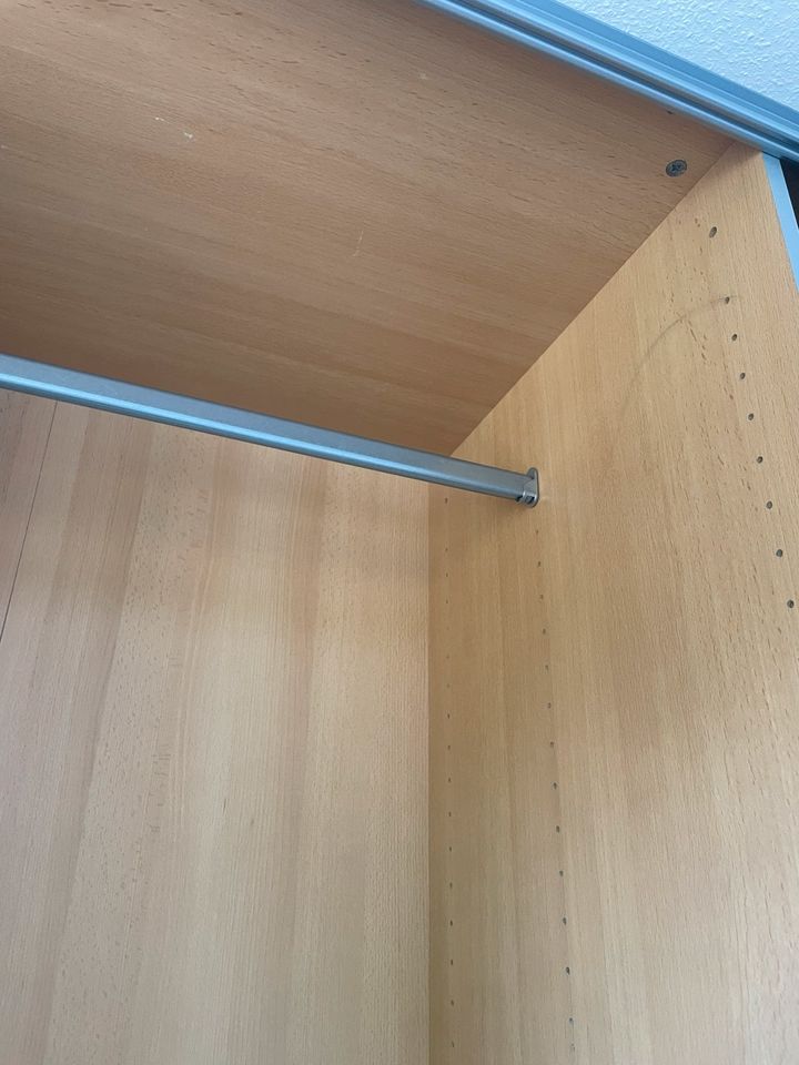 Kleiderschrank in Cloppenburg