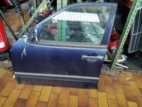 Tür vorne links Mercedes E320T4 1998 366 AZURITBLAU METALLIC Nordrhein-Westfalen - Bad Sassendorf Vorschau