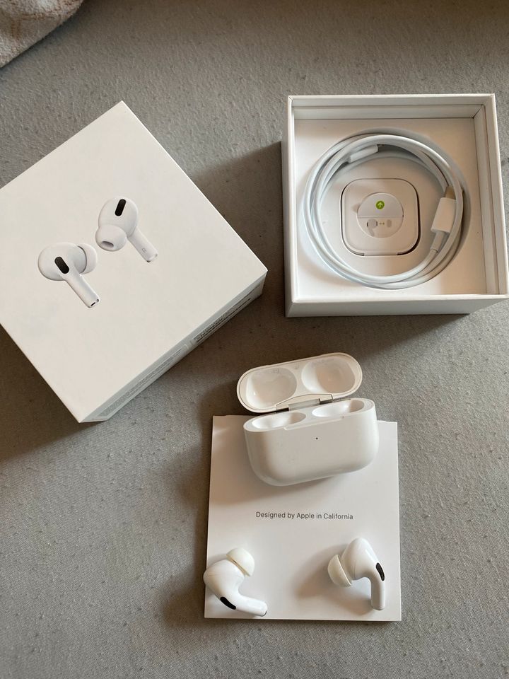 Apple AirPods Pro inkl. Case, Ladekabel, Ersatzeinsätze, OVP in Haßloch