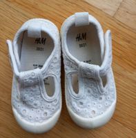 H&M Sommerstoffschuhe, weiss, Mädchen, Gr. 20/21 Bayern - Freising Vorschau