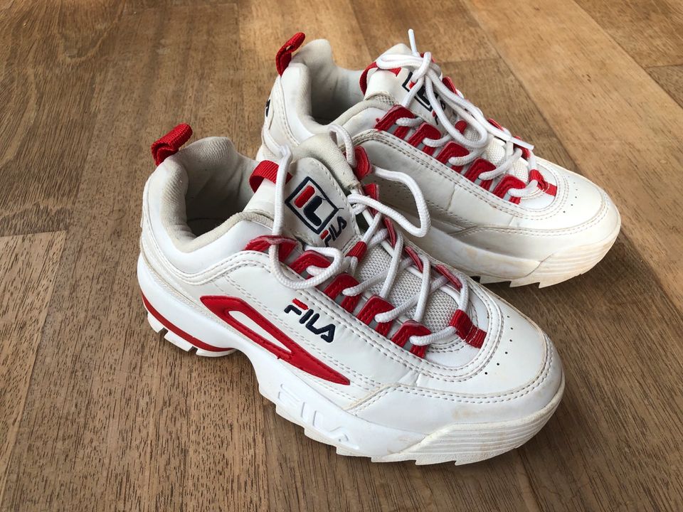 Fila Sneaker Disruptor 36 weiß rot in Kr. München - Ottobrunn | Gebrauchte  Kinderschuhe Größe 36 kaufen | eBay Kleinanzeigen ist jetzt Kleinanzeigen