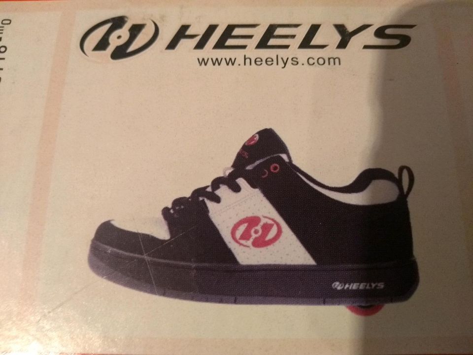 Schuhe: Boys Rollschuhe Heelys in Mertingen