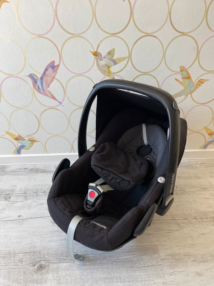 Maxi Cosi Babyschale Pebble in Werdau