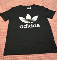 Adidas T-Shirt in Größe 36 in schwarz Brandenburg - Hennigsdorf Vorschau