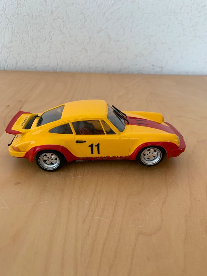 Porsche 911 Tamiya Bausatz 124 auf Schöler Chassis für Carrera in Halle (Westfalen)