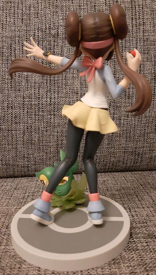 Anime-Figur: Pokemon - Mei/Rosa & Serpifeu (ARTFX J) in Berlin