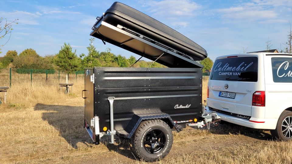 Dachzeltanhänger KT-EB2 Plus Offroad TPV Böckmann Kofferanhänger mit verstärktem Deckel für Dachzelte - Fahrradanhänger - Minicamper - Anhänger in Syke