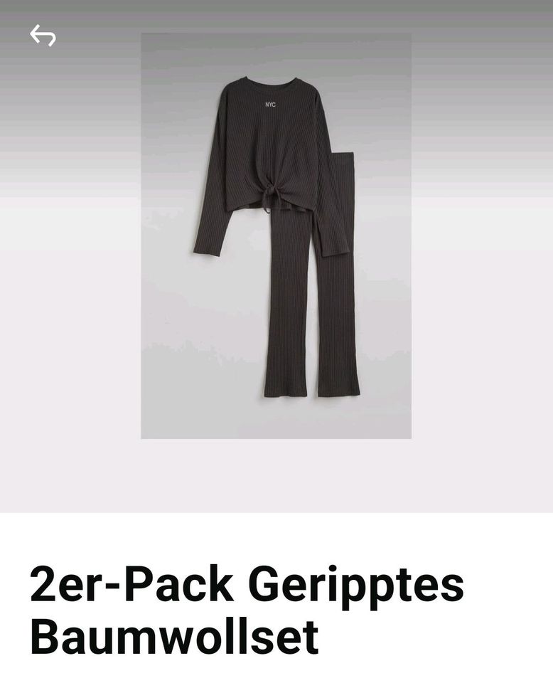 H&M geripptes Set Gr. 152 in Köln