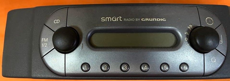 Autoradio, original Smart BR 450 / 451 Bj. 2002 in Letschin