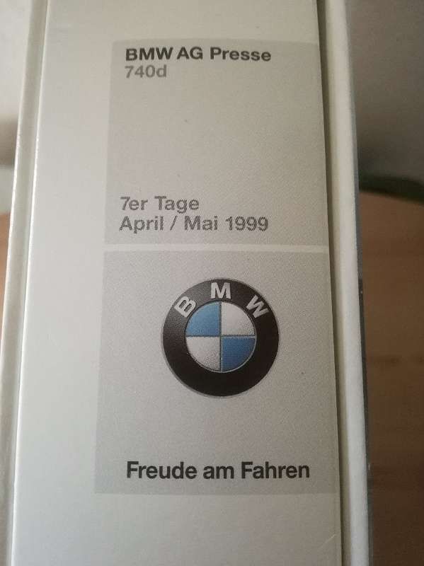 Suche: BMW 7er Tage 1999 Pressemappe 740d E38 in Berlin