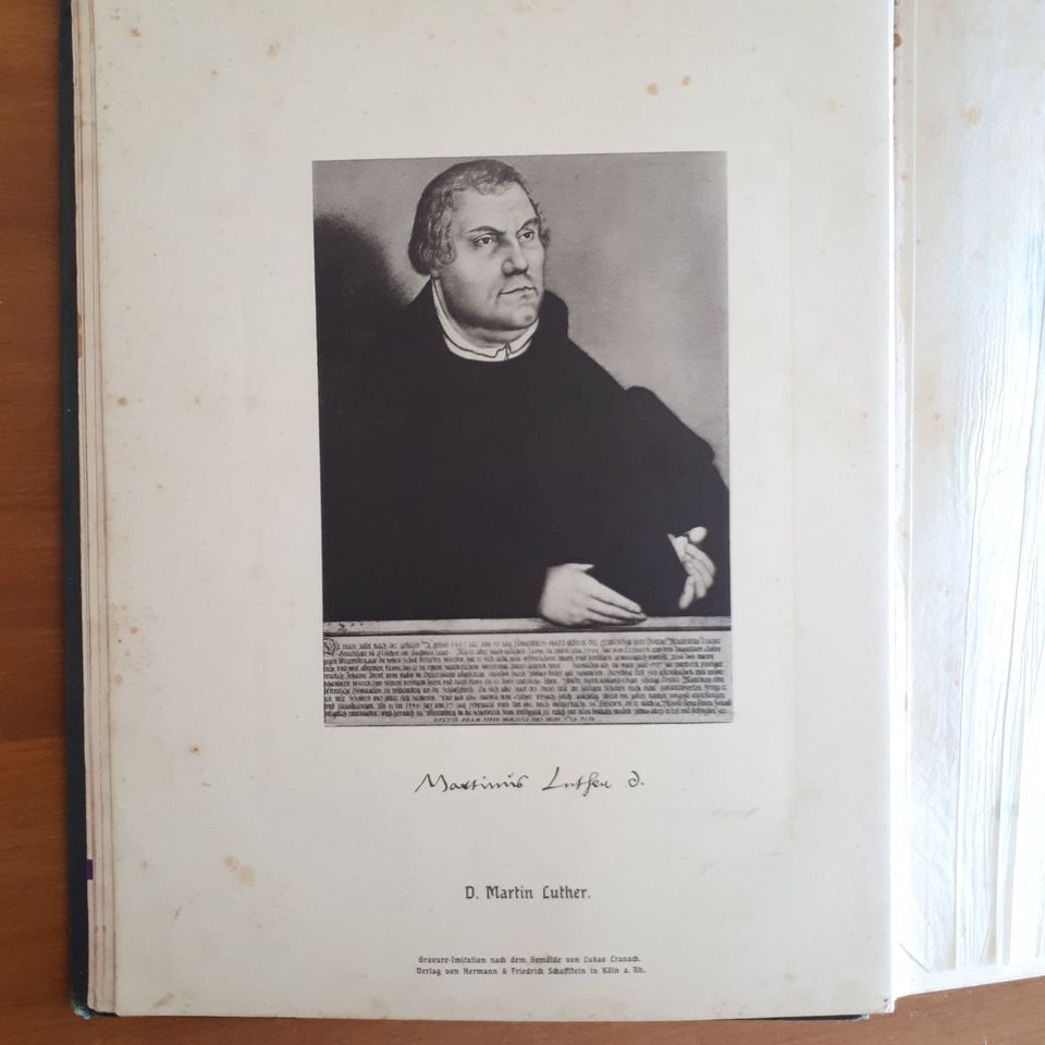 Antik, Buch D. Martin Luther im evangelischen Haus, antik um 1900 in Frankfurt am Main