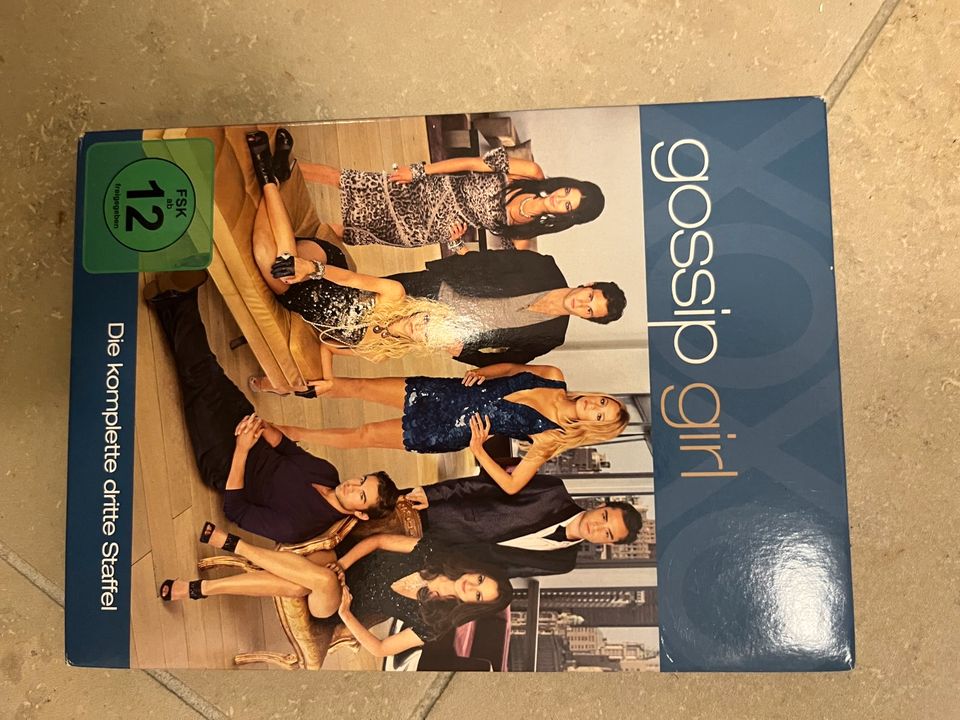 Gossip Girl Staffen 1-4 DVD Sammlung in Ingolstadt