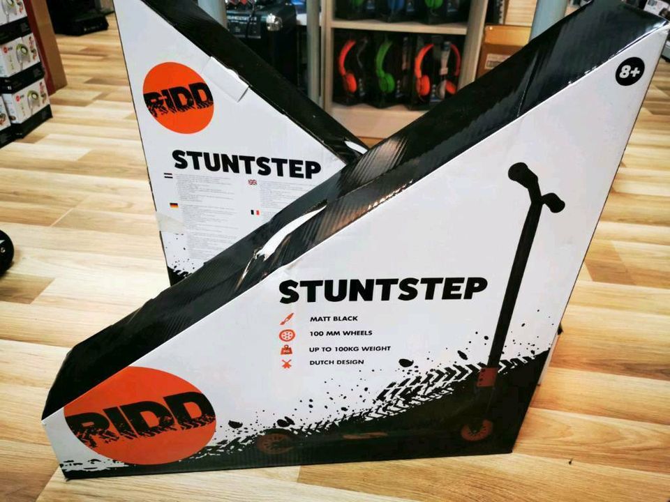 Neu & OVP! Stunt Scooter Roller schwarz Tretroller in Soest