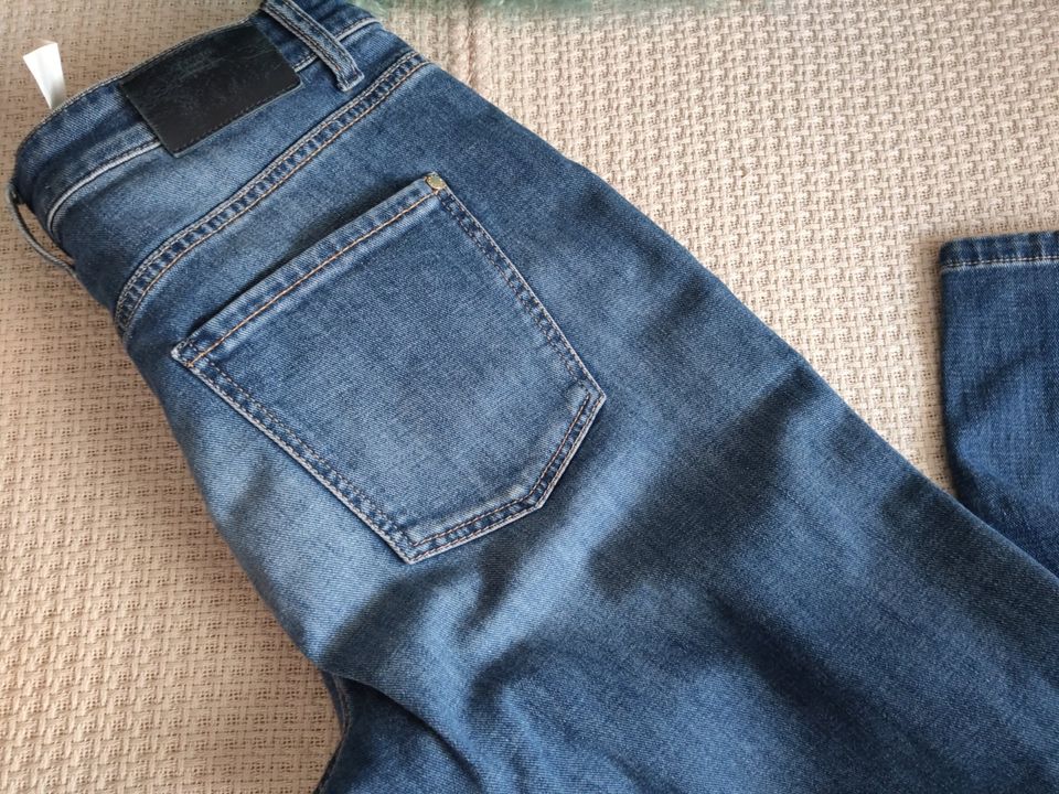 Jeans von Cambio, gebraucht in Hagen