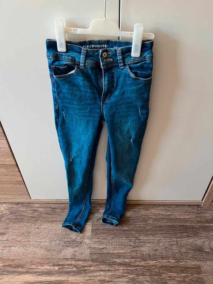 Clockhouse Jeanshosen Mid Rise Skinny Gr. 164 / 36 in Gelsenkirchen