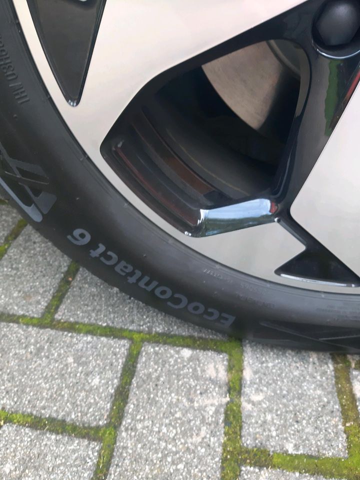 Neue originale Ford 17"Alufelgen mit Sommerreifen in Zeuthen