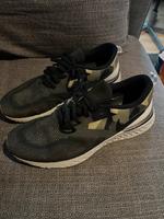 Nike Air Max Vision SE – Sneaker Low – Größe 46 – nur 1x getragen Rheinland-Pfalz - Koblenz Vorschau