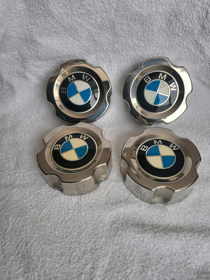 Original BMW Nabeldeckel/ Felgenkappen für Oldtimer (Chrom) in Diemelsee