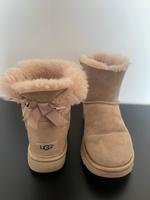 Beige UGG Booth Hessen - Fulda Vorschau
