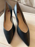 Högl Pumps schwarz mit Lackabsatz Gr. 4,5 (37,5) sehr schick Eimsbüttel - Hamburg Eimsbüttel (Stadtteil) Vorschau