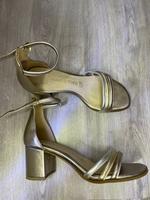 Gold Silberne Absatzschuhe von Tamaris Essen - Altenessen Vorschau