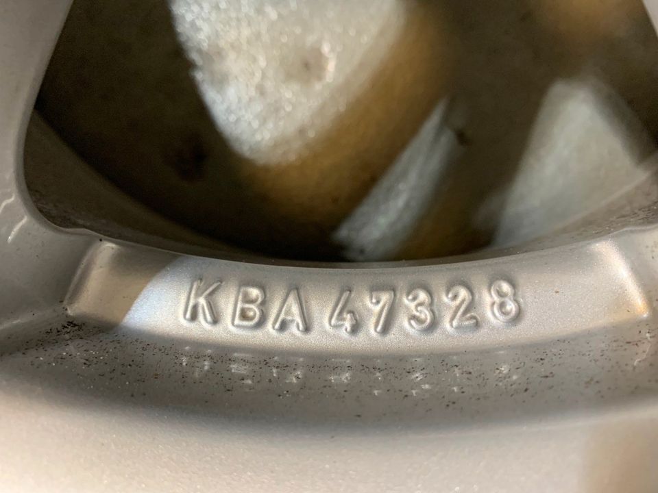 WINTERALURÄDER AUDI/MERCEDES/KBA 47328/225/50 R17 94H 6mm in Deizisau 