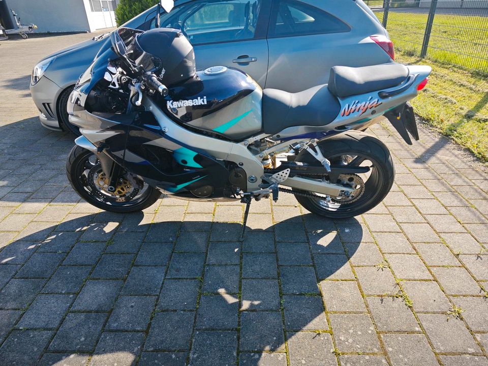 ZX9R ninja in Saarburg