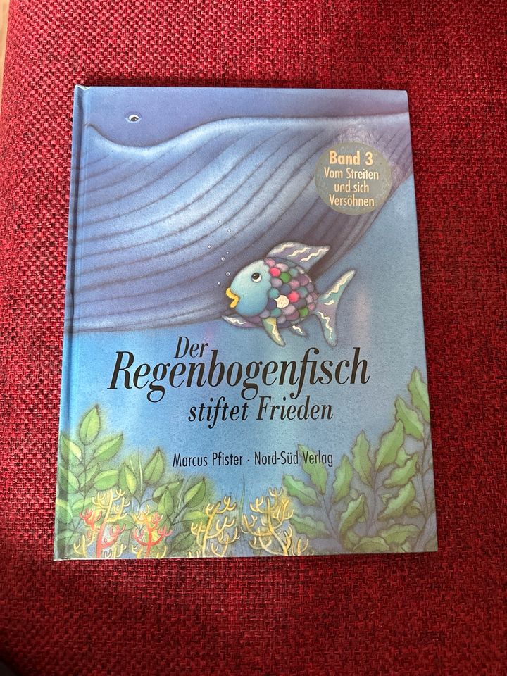 Der Regenbogenfisch stiftet Frieden, Marcus Pfister in Saarbrücken