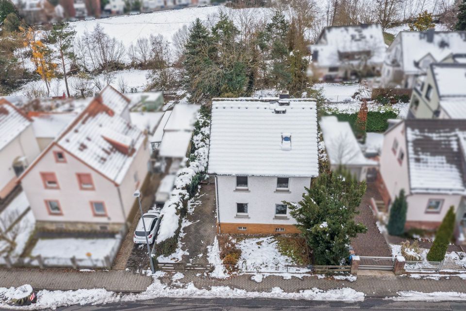 Attraktives Grundstück mit Altbestand für den Bau Ihres Traumhauses in Kronberg am Taunus in Kronberg im Taunus