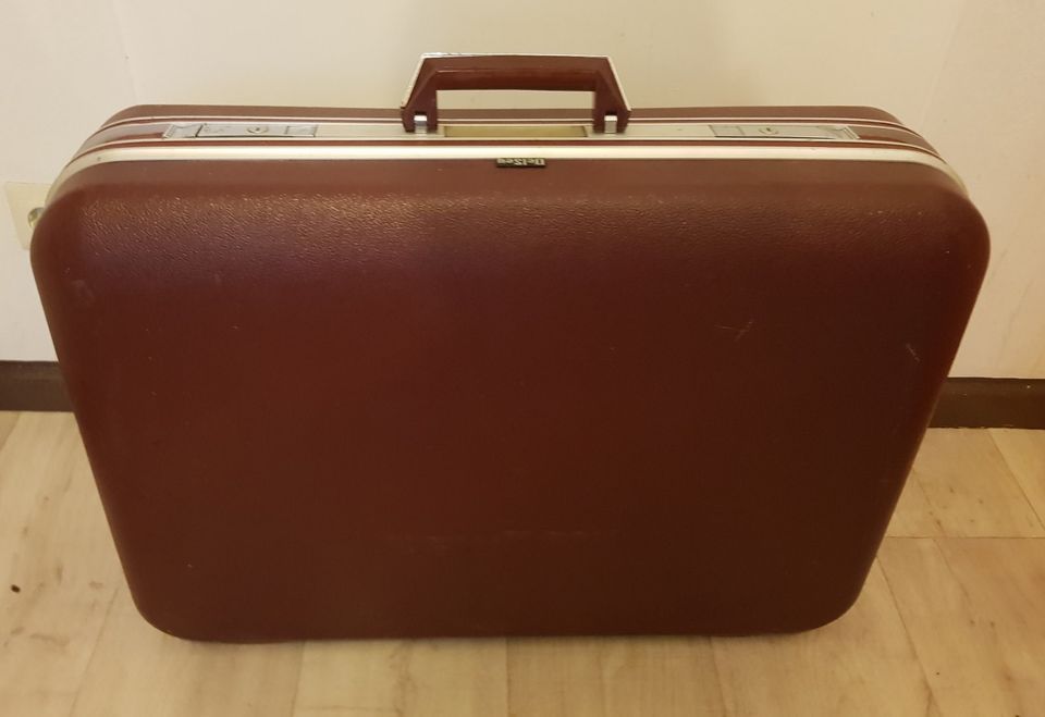 Delsey  Koffer Trolley 67x52x22 cm in Berlin