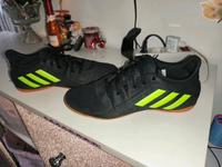 Sportschuhe Adidas Hallenschuhe gr.42 Bayern - Augsburg Vorschau