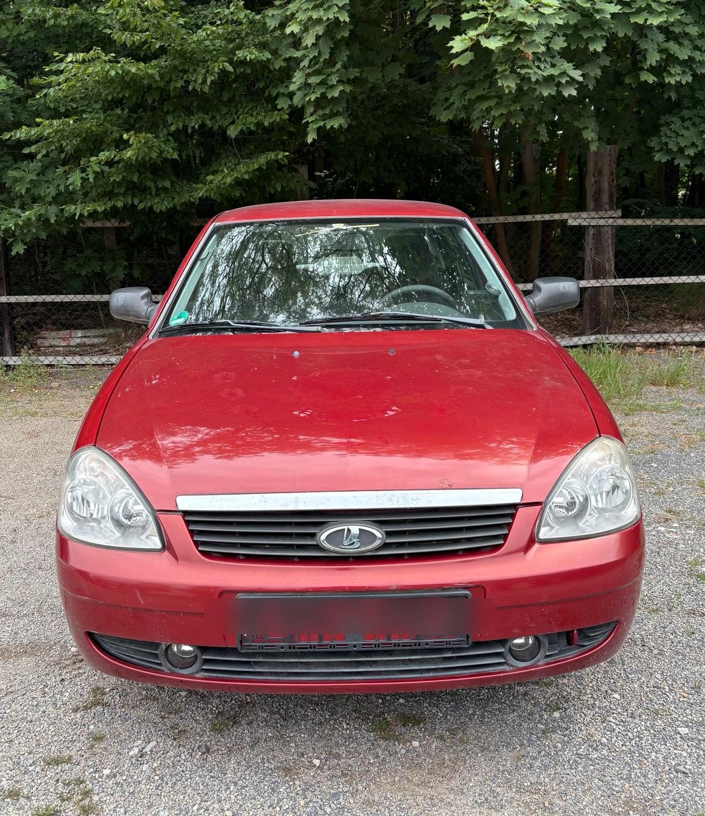 Abbildung des Autos Lada Priora